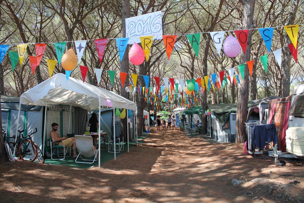 Village Camping Hawaii Албиния Экстерьер фото